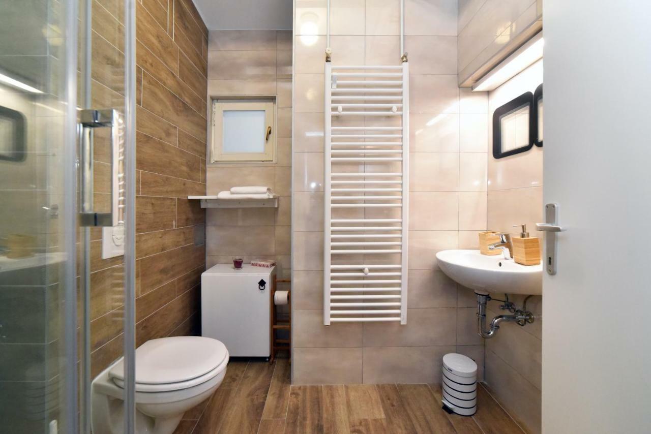 Ban Jelacic Apartment Zagabria Esterno foto